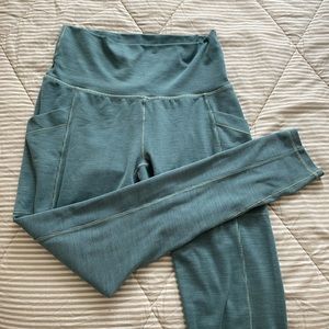 Prana leggings, size S, teal coloring